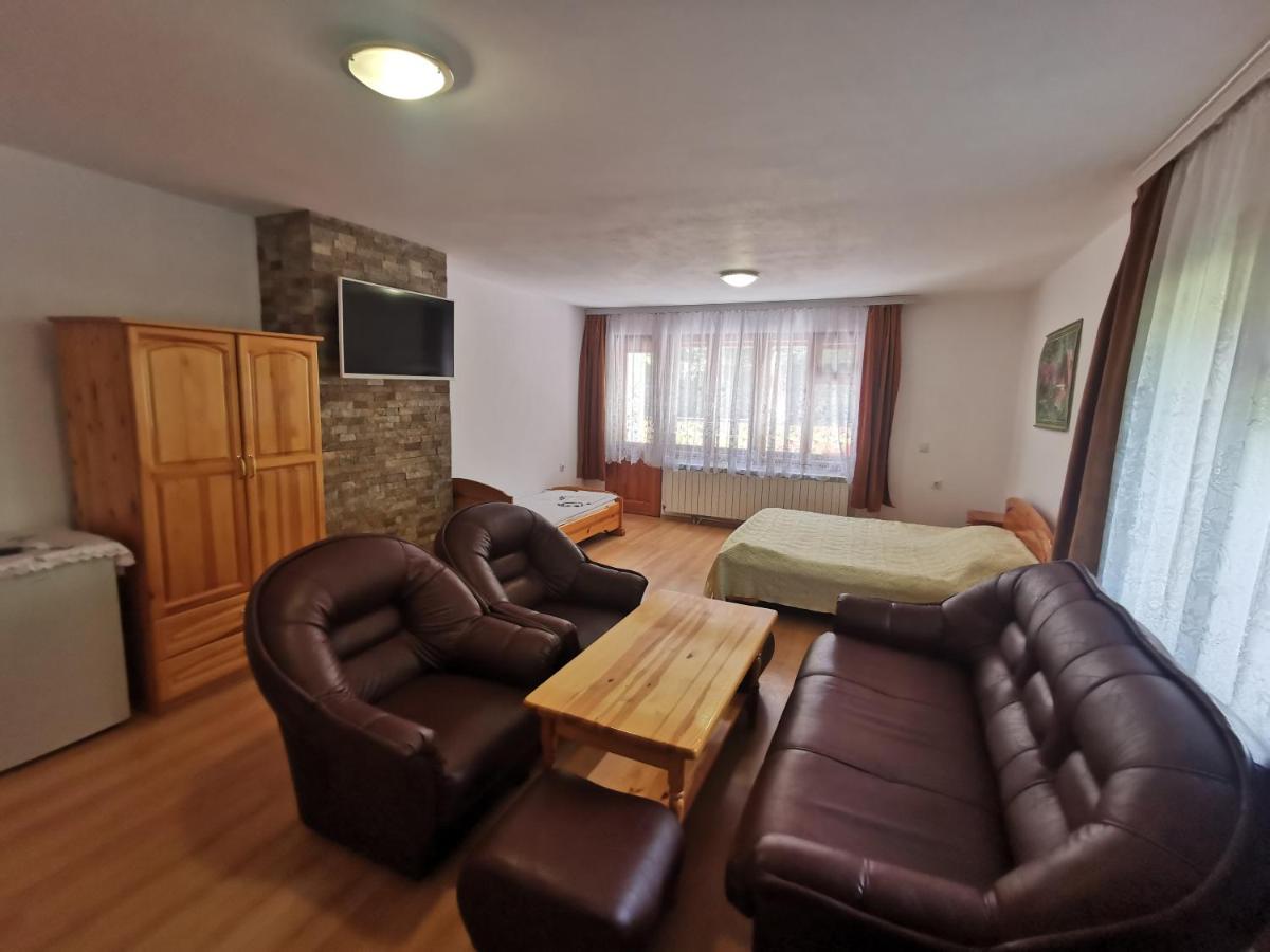 Къща За Гости "Марина Ливада" Velingrad Dış mekan fotoğraf