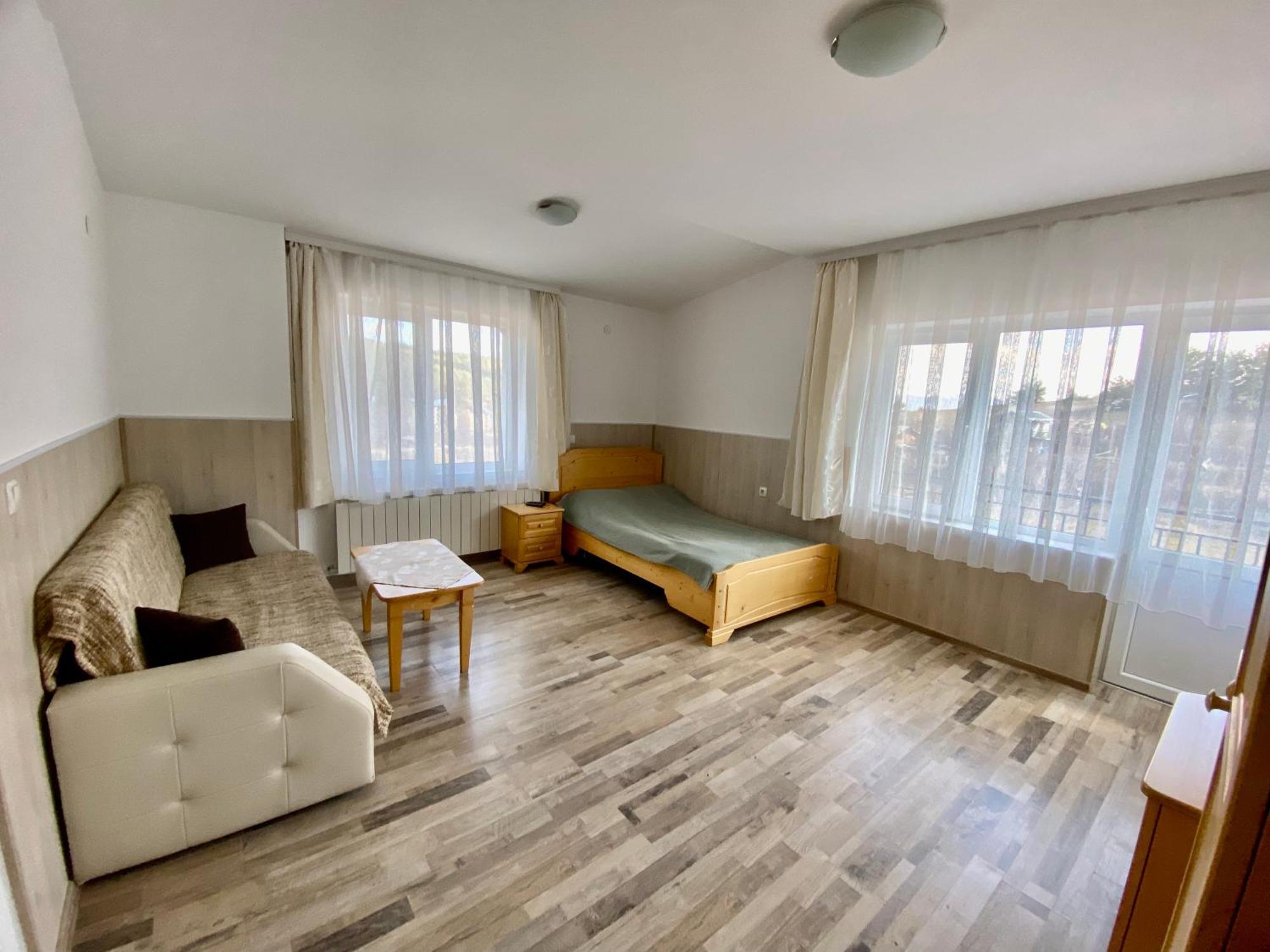 Къща За Гости "Марина Ливада" Velingrad Dış mekan fotoğraf